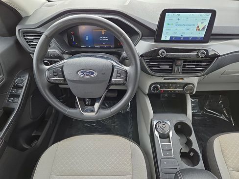 Used 2024 Ford Escape Active w/ Cold Weather Package image 17