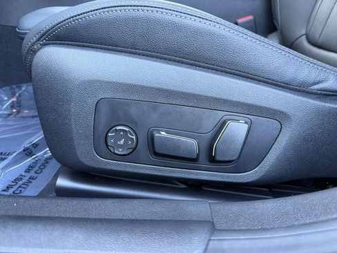 Used 2025 BMW 430i xDrive w/ M Sport Package AWD/4WD image 36