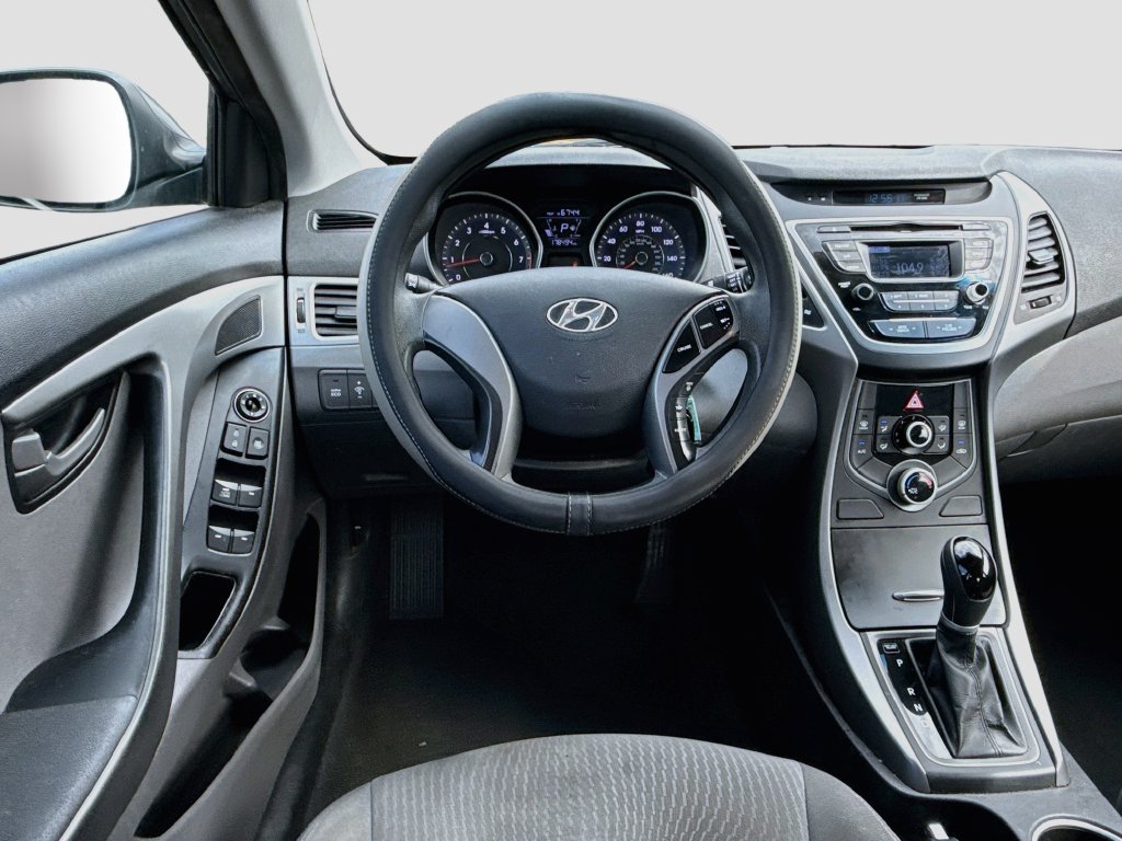 Used 2014 Hyundai Elantra SE FWD image 26