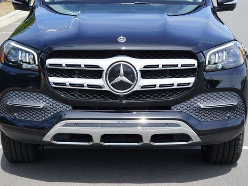 Used 2022 Mercedes-Benz GLS 450 4MATIC image 9