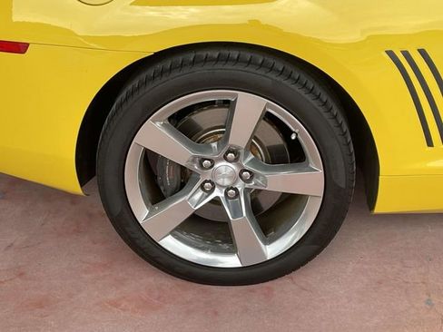 Used 2013 Chevrolet Camaro SS w/ RS Package RWD image 9