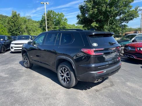 Used 2024 GMC Acadia AT4 w/ Luxury Package AWD/4WD image 6