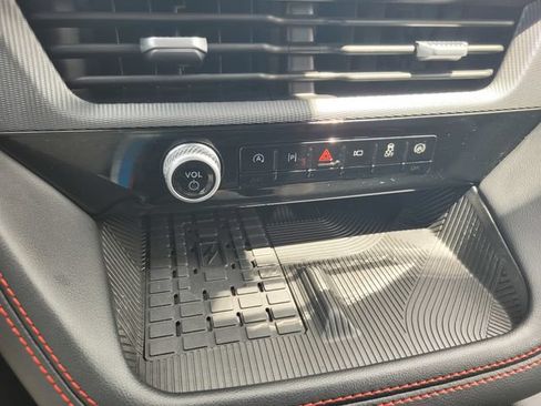 Certified 2025 Ford Explorer ST-Line w/ Premium Package RWD image 23