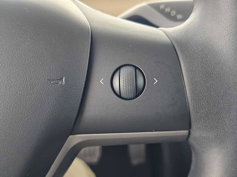 Used 2020 Tesla Model 3 Long Range image 26