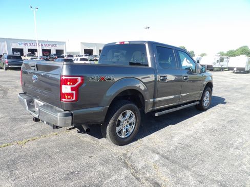 Used 2018 Ford F150 XLT image 6