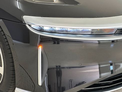 Used 2023 Lucid Air Pure AWD/4WD image 11