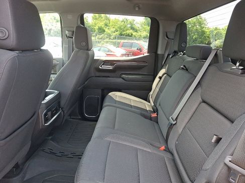 Certified 2023 GMC Sierra 1500 Elevation image 11