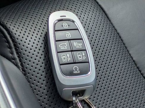 Used 2022 Hyundai Santa Fe Calligraphy FWD image 29