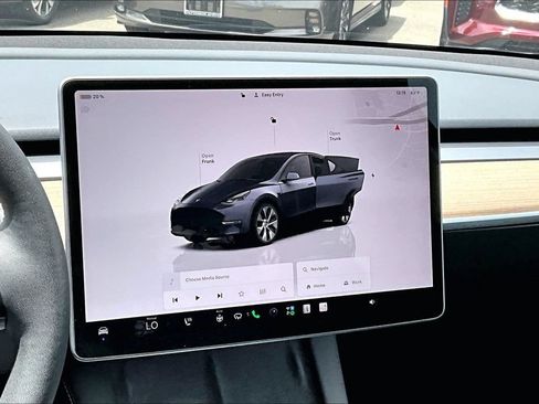 Used 2023 Tesla Model Y Long Range AWD/4WD image 13