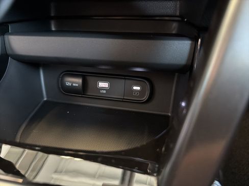 New 2026 Kia Seltos S AWD/4WD image 24
