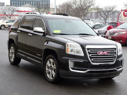 Used 2017 GMC Terrain SLT w/ Driver Alert Package I image 3
