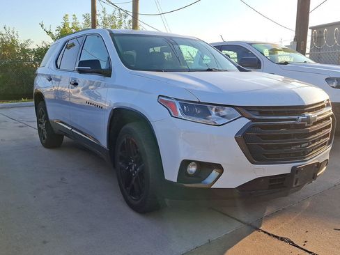 Used 2019 Chevrolet Traverse Premier w/ Redline Edition FWD image 6