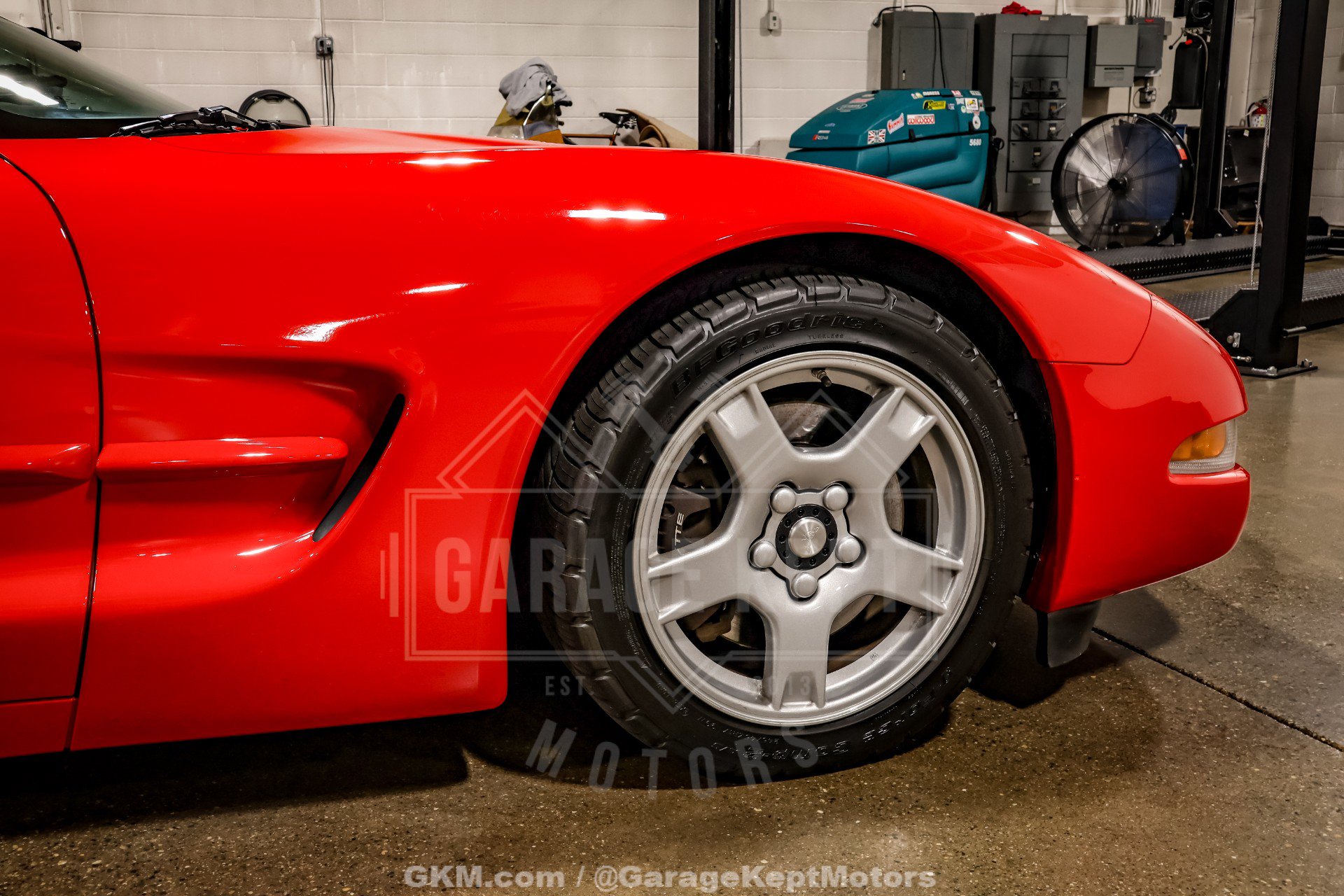 Used 1999 Chevrolet Corvette Convertible w/ Memory Pkg RWD image 62