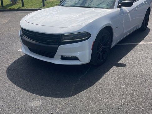 Used 2018 Dodge Charger R/T w/ Plus Group RWD image 1