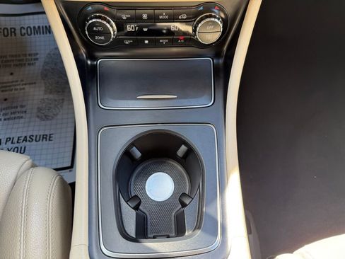 Used 2019 Mercedes-Benz CLA 250 4MATIC image 19