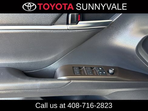 Used 2021 Toyota Camry SE w/ Carpet Mat Package (TMS) FWD image 15