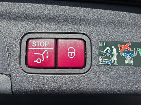 Certified 2022 Mercedes-Benz GLE 450 4MATIC image 13