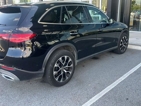 Used 2025 Mercedes-Benz GLC 350e 4MATIC image 3