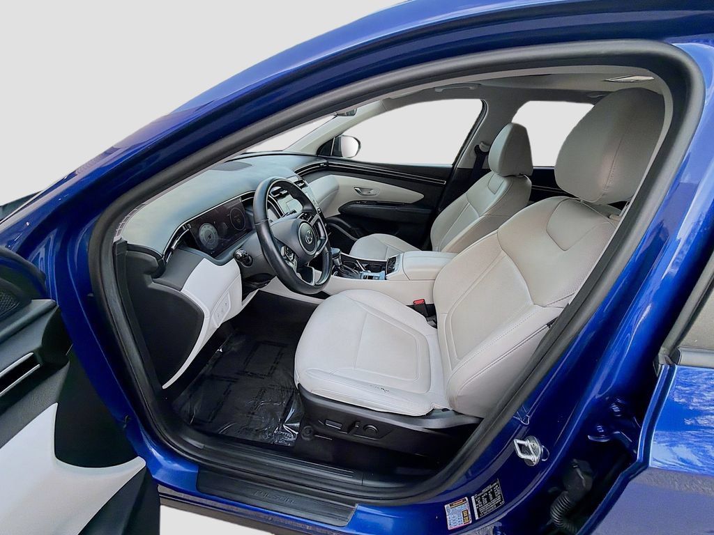 Used 2023 Hyundai Tucson SEL w/ Convenience Package FWD image 16
