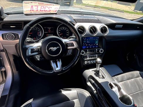 Used 2022 Ford Mustang Premium image 14