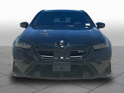 Used 2025 BMW M5 Touring AWD/4WD image 3