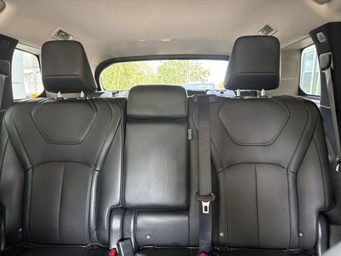 Used 2026 INFINITI QX60 Luxe FWD image 42