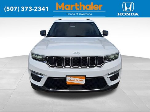 Used 2022 Jeep Grand Cherokee Limited 4xe w/ Luxury Tech Group II AWD/4WD image 8