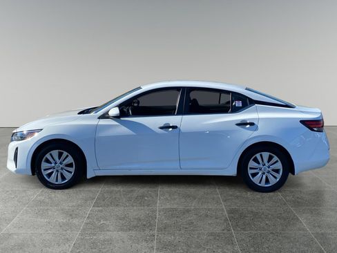 Used 2025 Nissan Sentra S image 2
