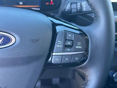 New 2025 Ford Escape SE image 65