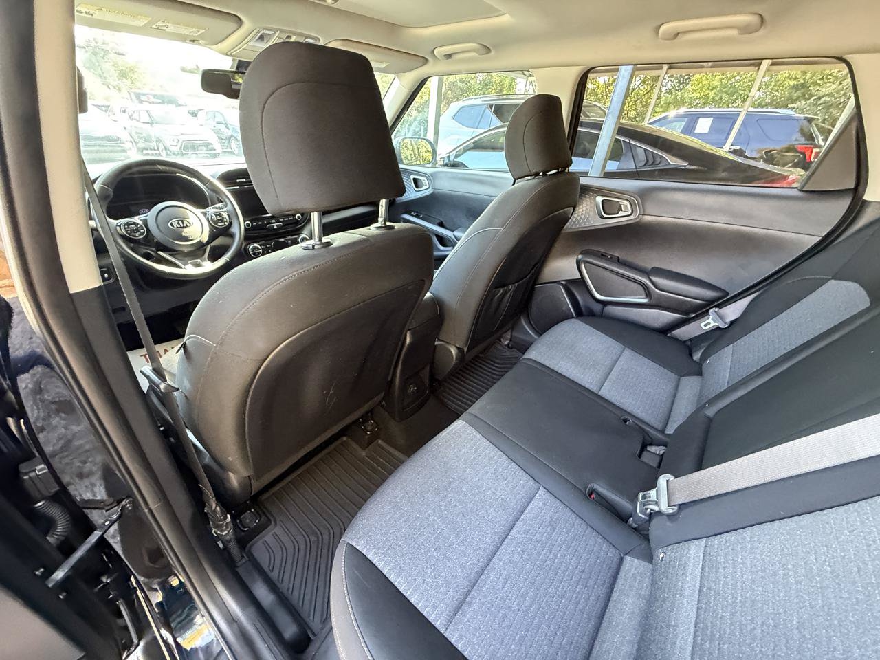 Used 2021 Kia Soul EX FWD image 25