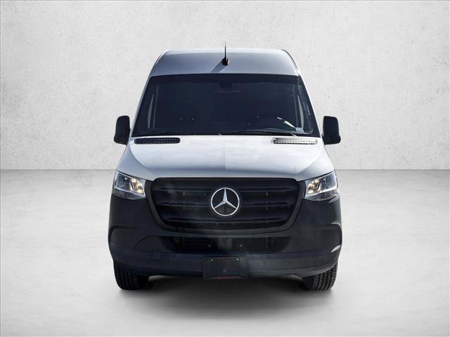 Used 2024 Mercedes-Benz eSprinter 170 Cargo image 2