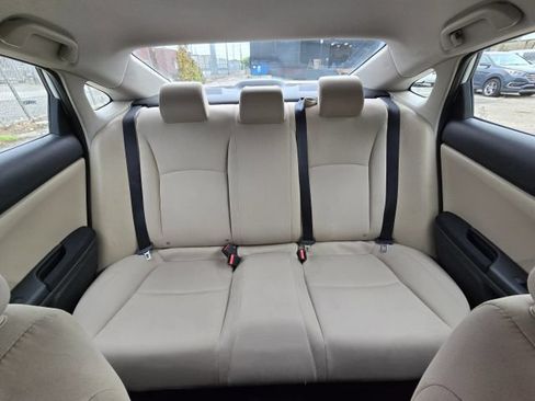 Used 2018 Honda Civic LX image 17