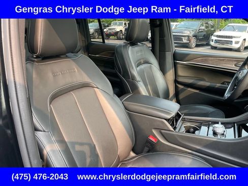 Certified 2023 Jeep Grand Cherokee Overland AWD/4WD image 20