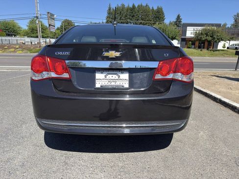 Used 2015 Chevrolet Cruze LT w/ RS Package FWD image 11