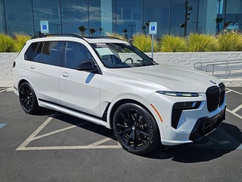 Certified 2025 BMW X7 M60i image 3