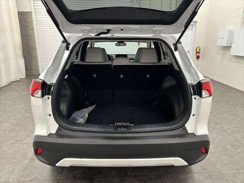 Certified 2022 Toyota Corolla Cross L FWD image 40