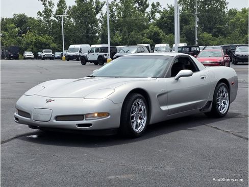 Used 2004 Chevrolet Corvette Z06 w/ Memory Package RWD image 25