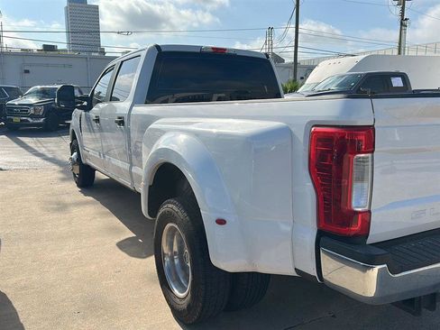 Used 2019 Ford F350 XL w/ Power Equipment Group RWD image 4