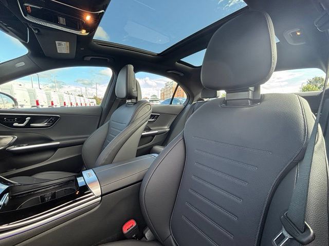 New 2026 Mercedes-Benz C 300 4MATIC Sedan image 31