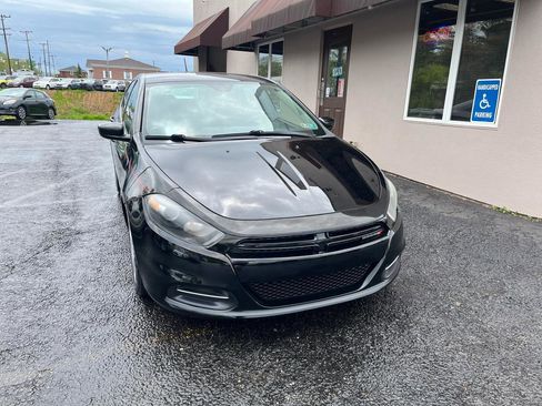 Used 2016 Dodge Dart SXT FWD image 2