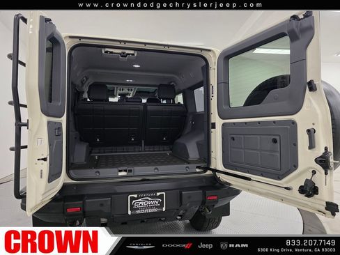 Used 2024 INEOS Grenadier AWD/4WD image 17