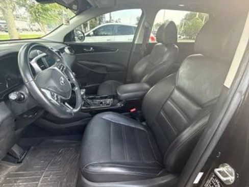 Used 2019 Kia Sorento EX AWD/4WD image 9