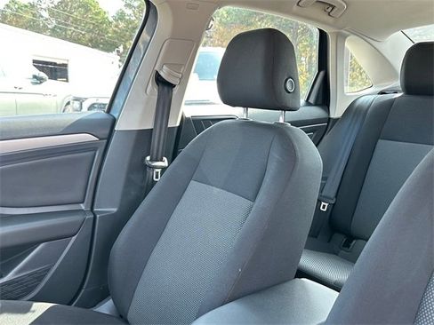 Used 2021 Volkswagen Jetta S image 12
