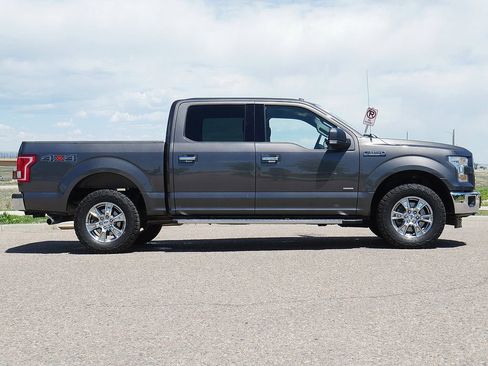 Used 2017 Ford F150 XLT w/ Equipment Group 302A Luxury AWD/4WD image 6