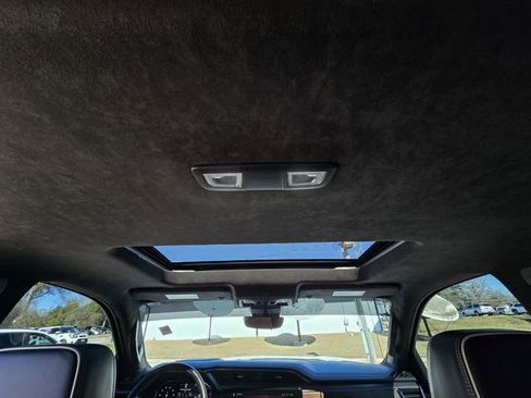 Used 2024 GMC Sierra 1500 Denali Ultimate image 32