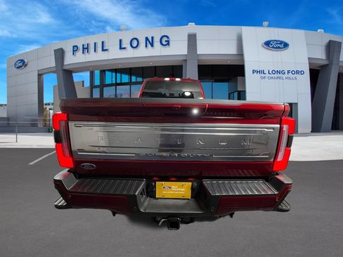 Certified 2025 Ford F450 Platinum w/ Platinum Plus Package AWD/4WD image 4