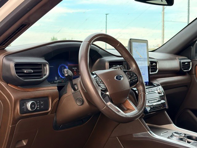 Used 2021 Ford Explorer King Ranch w/ Premium Technology Package AWD/4WD image 19