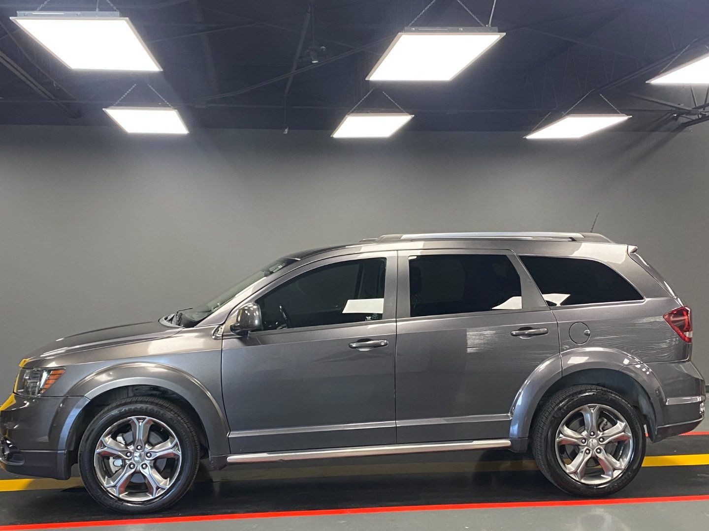 Used 2016 Dodge Journey Crossroad FWD image 3