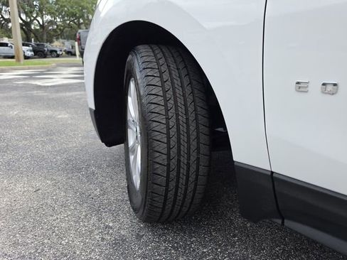 Used 2021 Chevrolet Equinox LS w/ LS Convenience Package FWD image 34