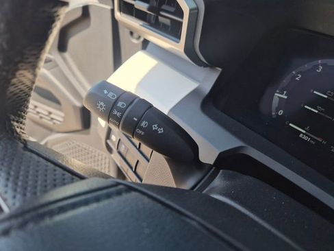 Used 2024 Toyota Tacoma TRD Sport image 21